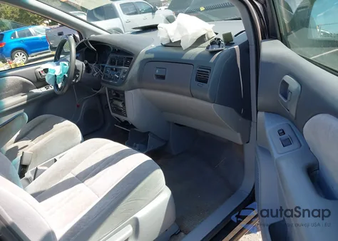 2000 Toyota Sienna Le from USA, damaged, VIN 4T3ZF13C6YU244793